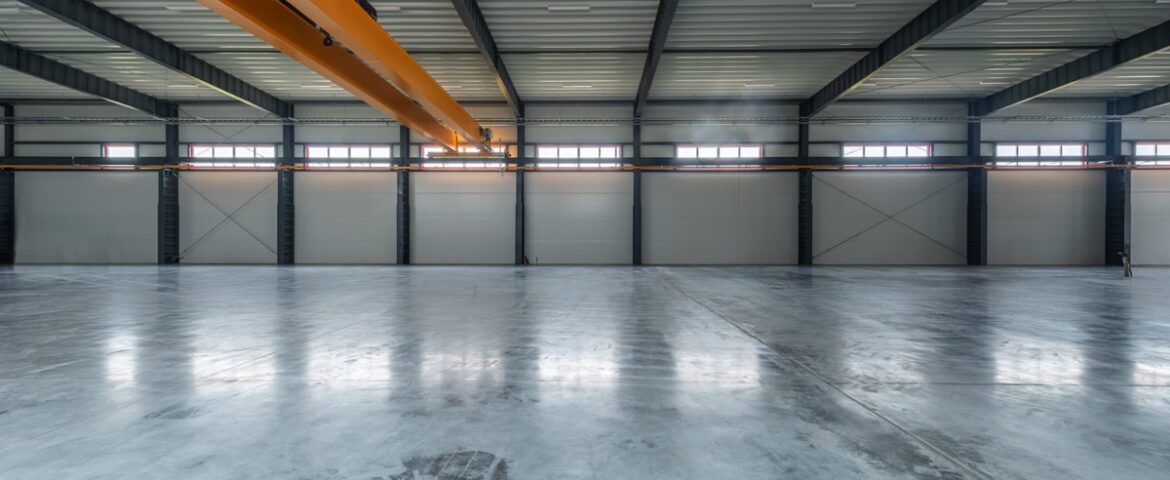 Pavimentazioni industriali: tipologie, vantaggi e applicazioni
